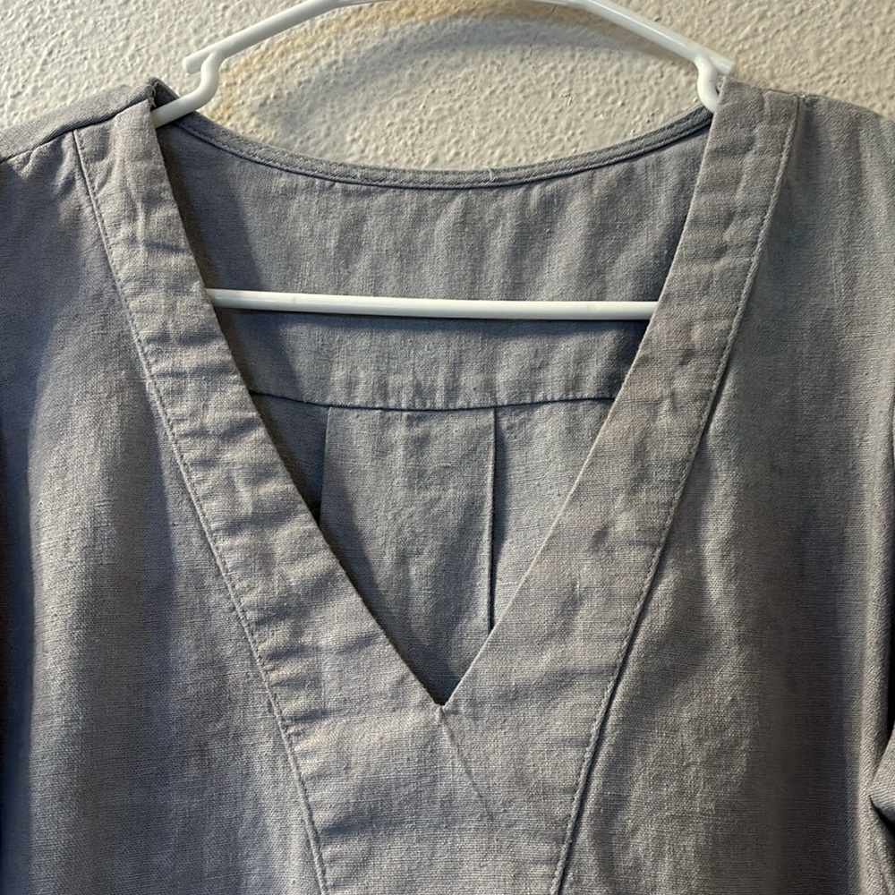 Rachel Zoe vneck puffer sleeve dress with pockets fits like a small - Picture 4 of 7